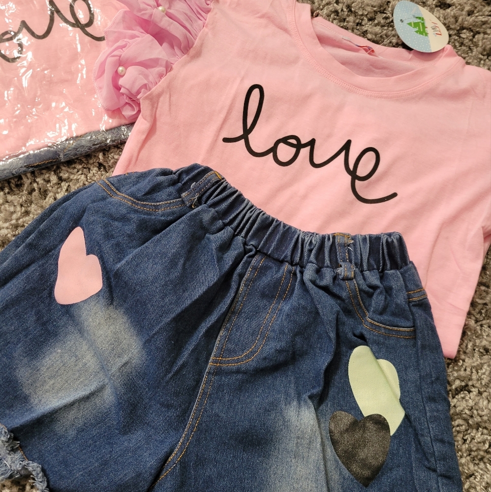 Girls shorts set